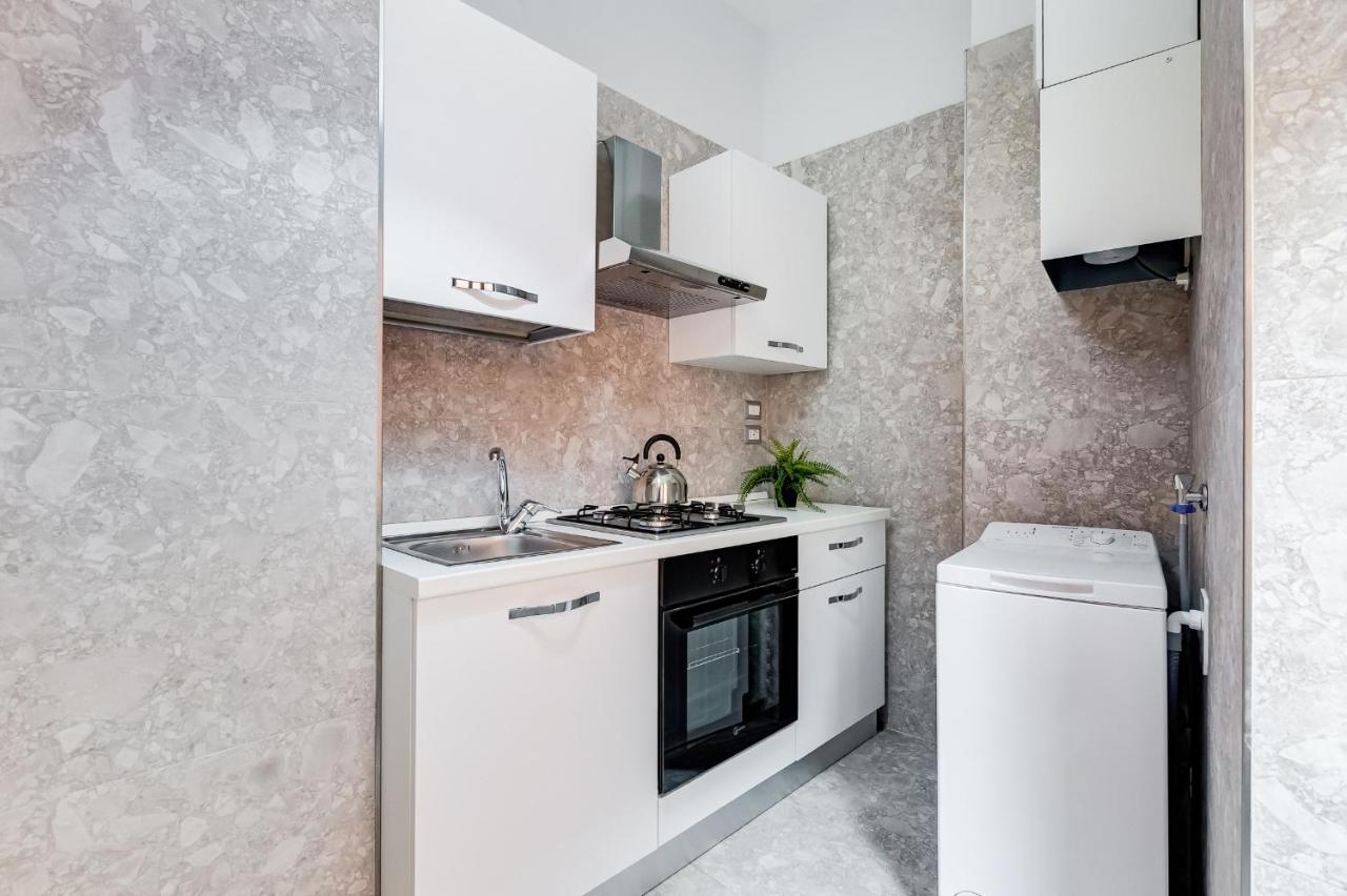 Trevi Fountain - Shabby - Romedreamhome Luaran gambar